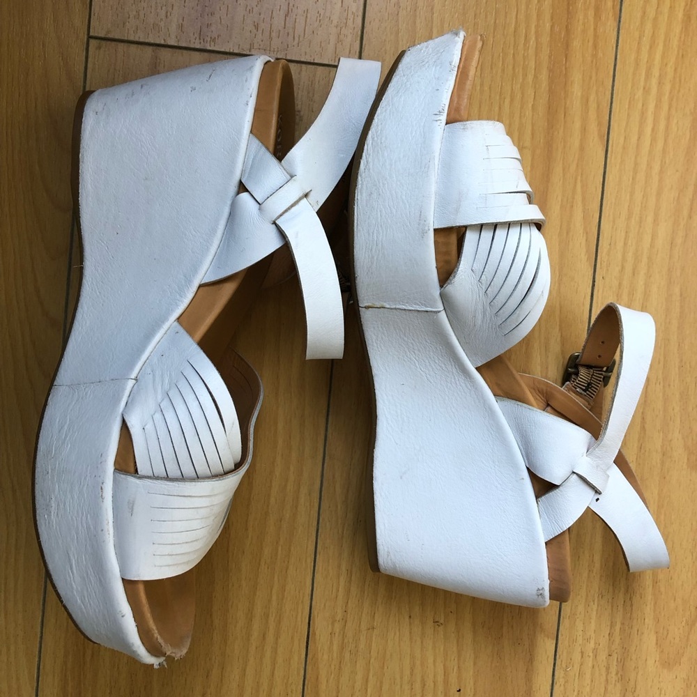 Kork Ease Lightweight White Platform Sandals Size 8